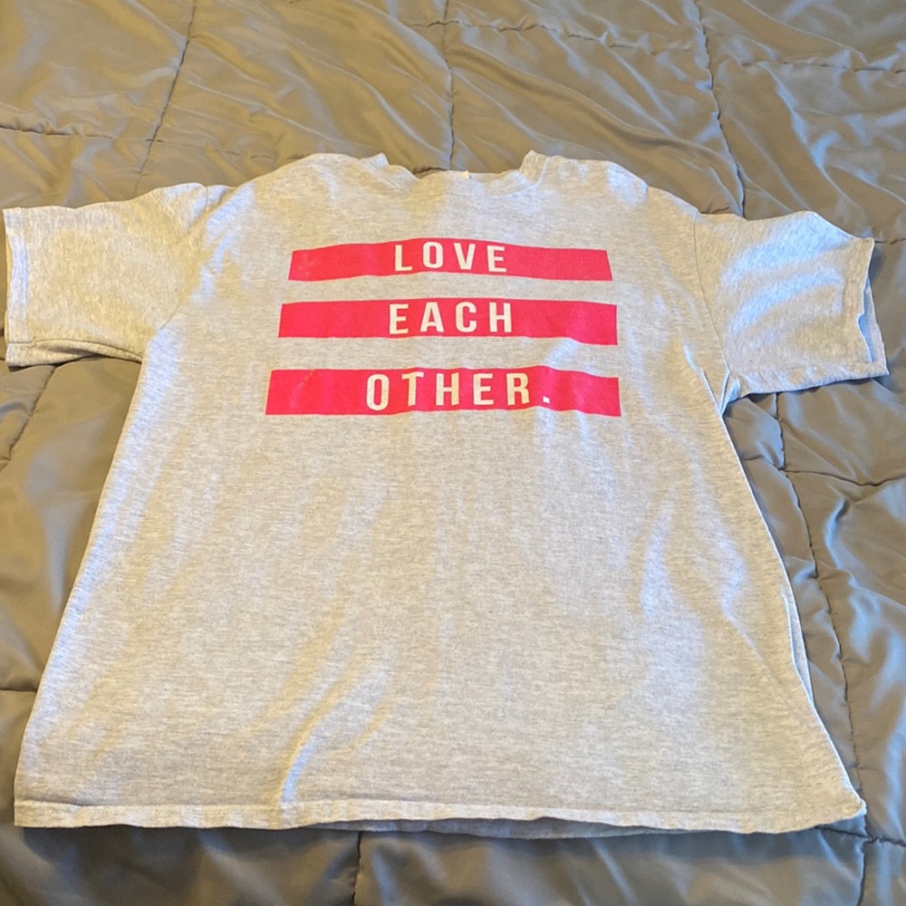 Womens graphic tee